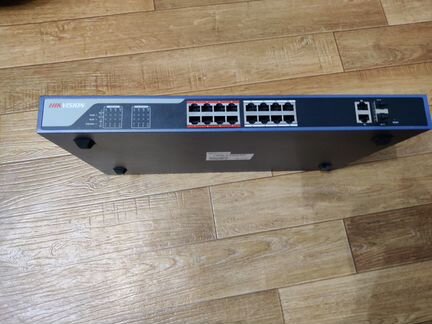 Управляемый PoE коммутатор Hikvision DS-3E1318P-E