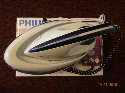 Парогенератор Philips PerfectCare Aqua GC8620