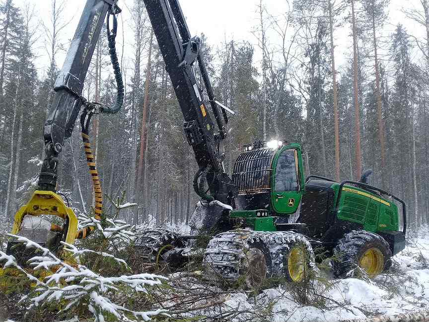John deere 2145 харвестер. харвестер валмет. форвардер джон дир. валочный комплекс komatsu. John deere 1270g 8w.