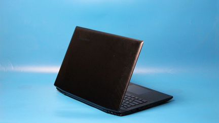 Игровой ноутбук Lenovo на i7/GTX 860M/8GB/1TB