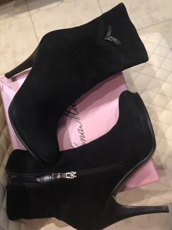 Новые зимние сапоги р. 38