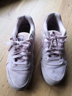 Кроссовки Nike 36р б/у