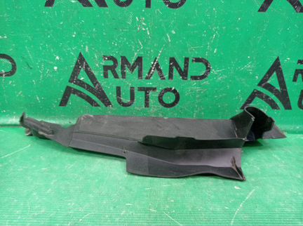 Уплотнитель крыла передний левый Audi Q8 2018