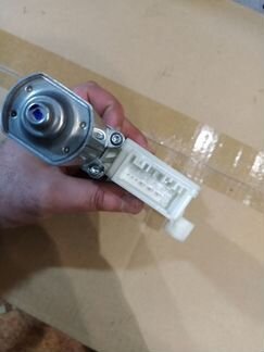 Привод стеклоподъемника BMW X5 G05 X7 G07