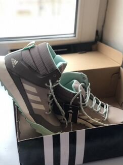 Новые кроссовки Adidas оригинал 36