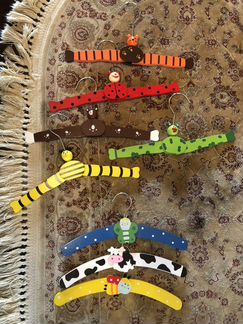 Детские вешалки