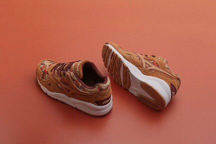 Кроссовки Mizuno Sky Medal Falling Leaves D1GA1920