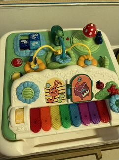 Игровой развивающий столик