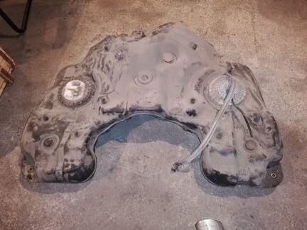 Мерседес ML W164 GL W164 Бак топливный