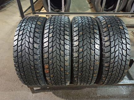 215 65 16 Toyo бу Шины Зимние 215 65 R16 105S