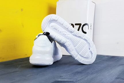 Nike air 270 кроссовки новые женские