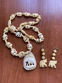 Винтажные ожерелье и серьги