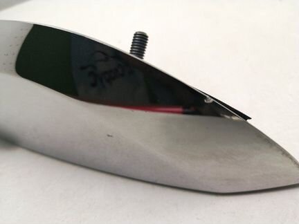 Накладка крышки багажника задняя Renault Kaptur 1