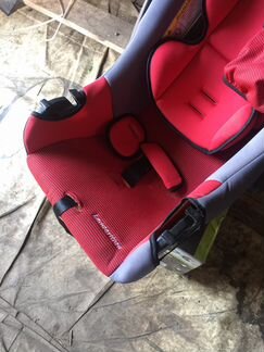 Автомобильное кресло