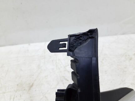 Окантовка птф левая Toyota Land Cruiser Prado 150