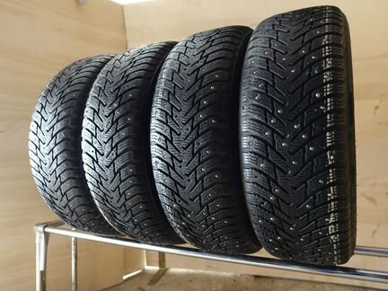 205 60 16 Nokian Hakkapelitta 8 RunFlat 18MK