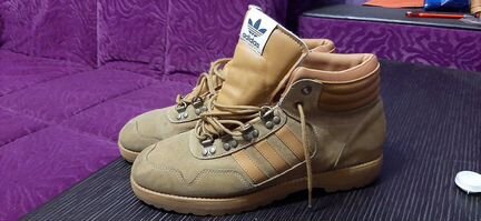 Ботинки Adidas