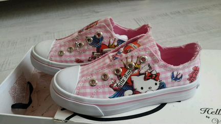 Новые Кеды Victoria couture HelloKitty 29