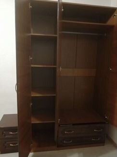 Шкаф