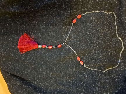 Украшение с натуральными камнями