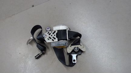 Ремень безопасности левый передний Subaru Legacy O