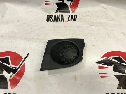 Заглушки в бампер дорестайл Nissan Tiida 2004-2012