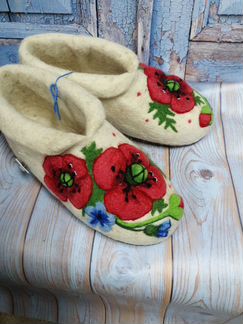 Войлочные тапочки Тюльпаны - теплый подарок