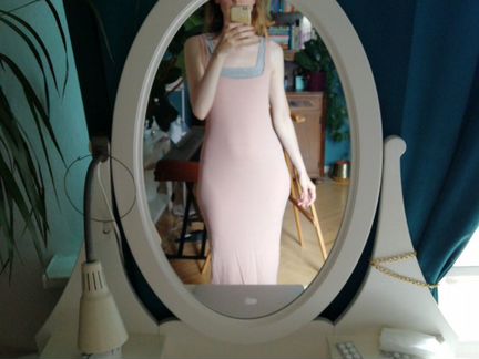 Розовое платье макси