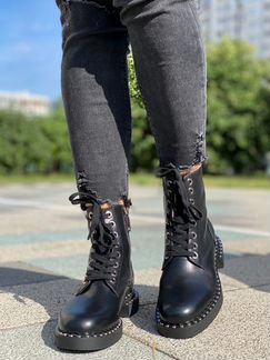 Сапоги черные кожаные на шнуровке александр ванг