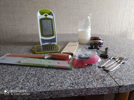 Кухонная утварь(терки, ножи и т.д)