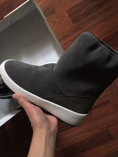 Новые зимние сапоги 38