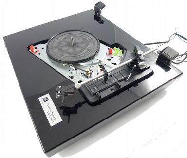 Проигрыватель винила Dual CS460 black-silver