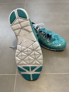 Кроссовки Nike