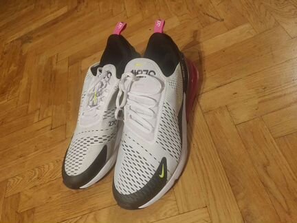 Nike Air Max 270