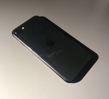 iPhone SE 2020 + Apple Airpods В подарок