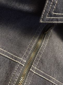 Куртка джинсовая 48