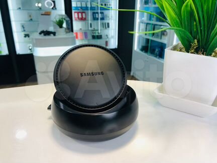 Док-станция для телефона Samsung DeX