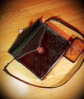 Портфель - папка кожаная для документов