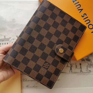 Ежедневник Louis Vuitton новинка