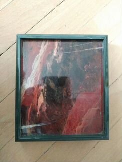 Картина из яшмы
