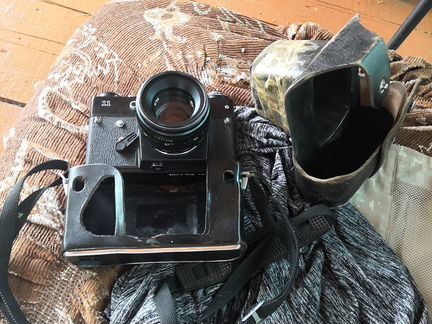 Плёночный фотоаппарат Зенит 11