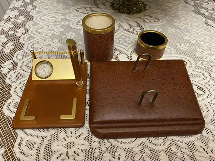 Настольный письменный набор