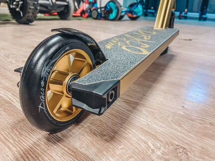 Трюковой самокат