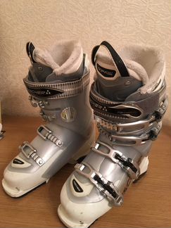 Горнолыжные ботинки женские fischer