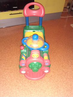 Машинка-паровозик-каталка