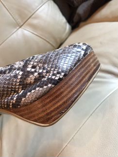 Туфли из кожи питона