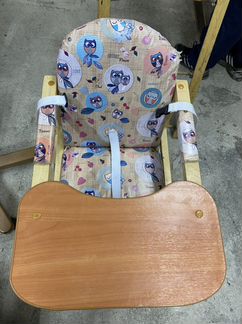 Детский столик и стульчик для кормления